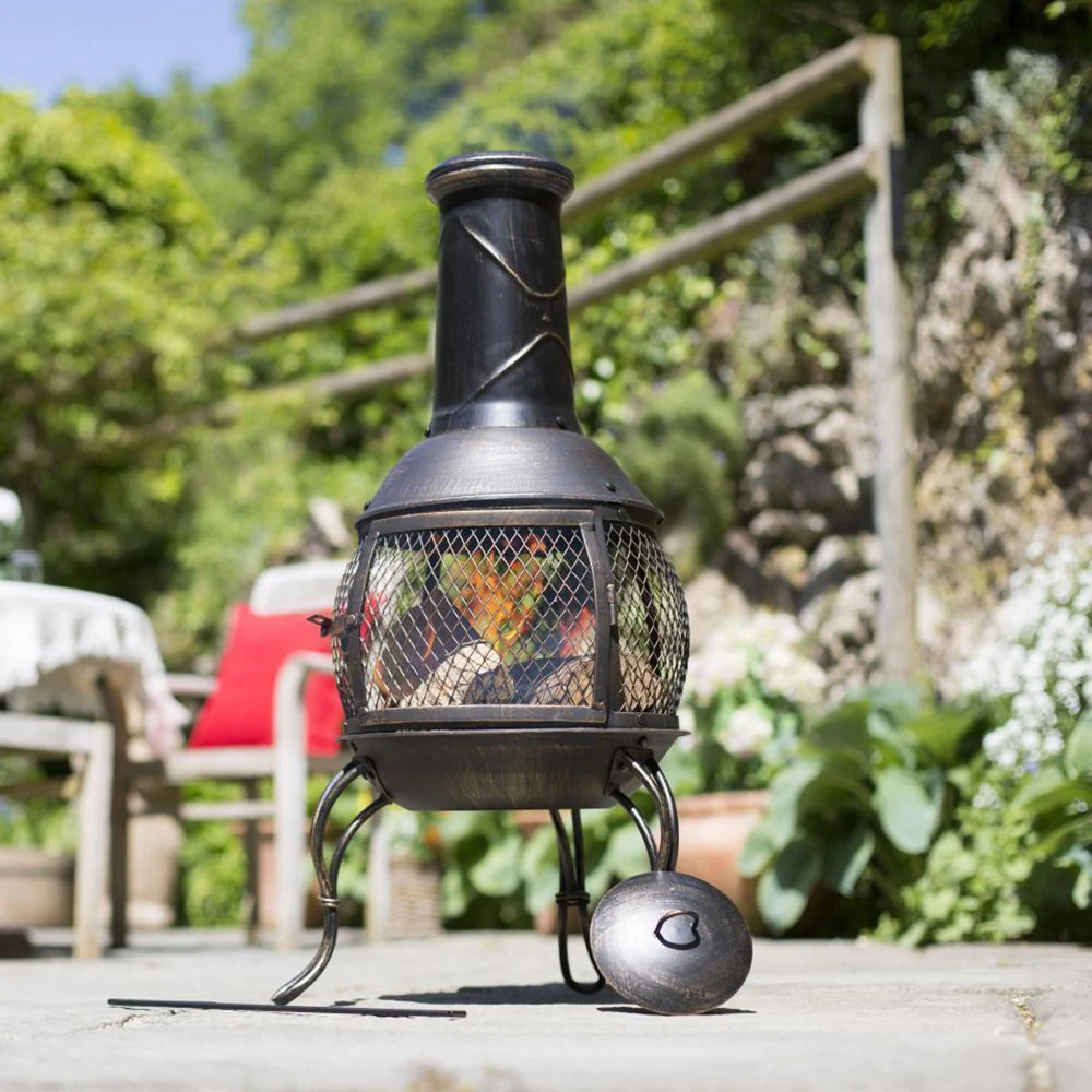 Outdoor Furniture & Living